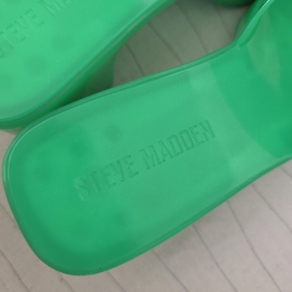 Steve Madden Womens Harlin Green Chunky Block Heel Y2K Jelly Sandals Shoes Sz 7 - Picture 8 of 12